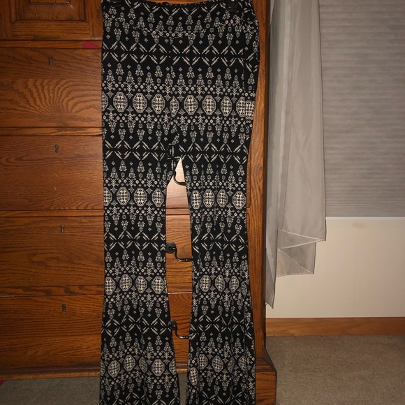 Pants - Women’s elastic flare pants. Pants - Women’s elastic flare pants.